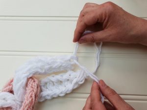 MAKE Finger Knitted Garlands